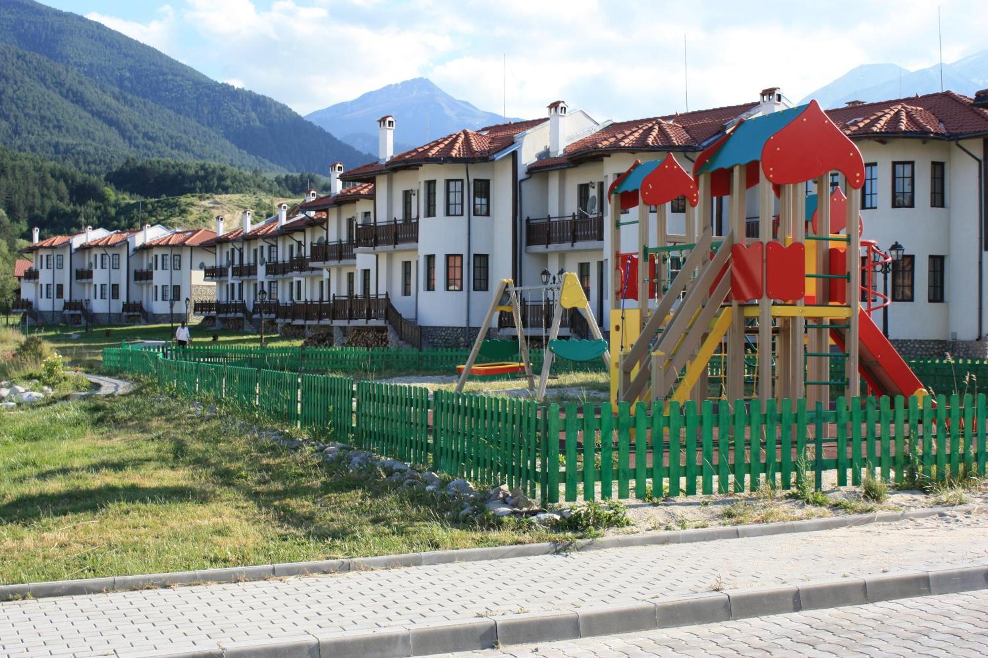 Pinerose Resort Bansko Exterior photo