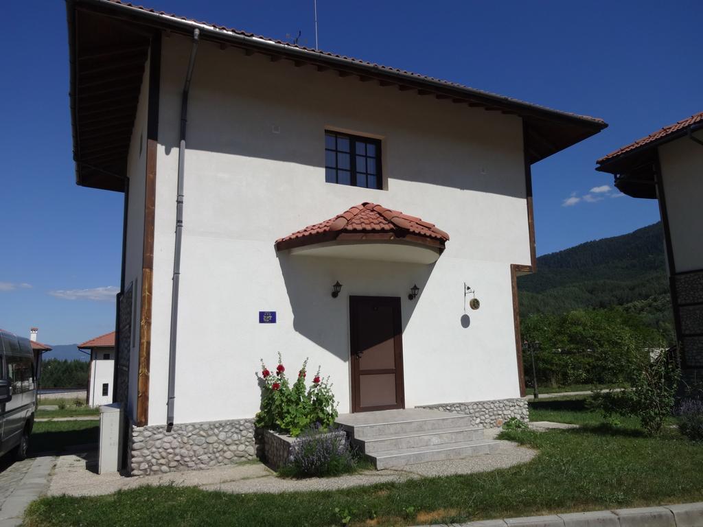 Pinerose Resort Bansko Exterior photo