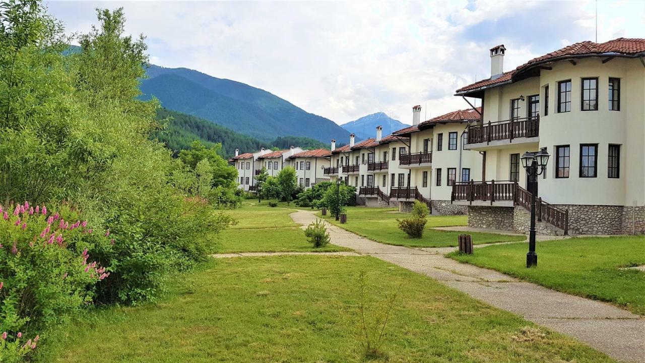 Pinerose Resort Bansko Exterior photo