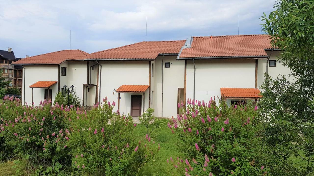 Pinerose Resort Bansko Exterior photo